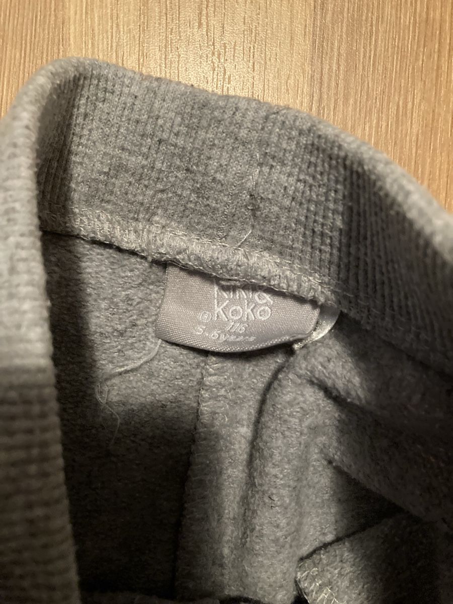 Pantalons: Mädchen Trainerhose Gr. 116 – D'occasion à Emmenbrücke par JJ_89 2