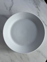 Set of 4 White Plates - Stylish and Minimalist Design🍽️