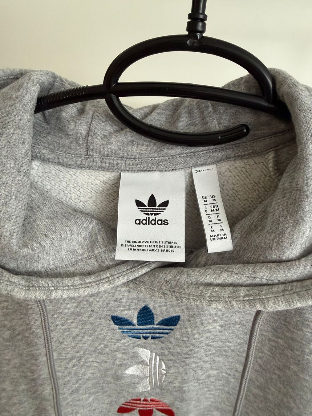 Adidas Maglioni & Felpe: Adidas Hoodie, Grau, Gr. M – Nuovo (secondo la descrizione) da Dintikon venduto da 2ndhandcloset 2