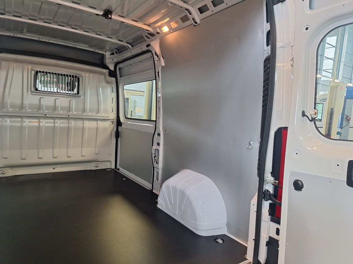 Fiat Tutti i ricambio: Wandverkleidung Ducato L2H2 Aluminium – Nuovo (secondo la descrizione) da Einsiedeln venduto da Shkurte_K 5