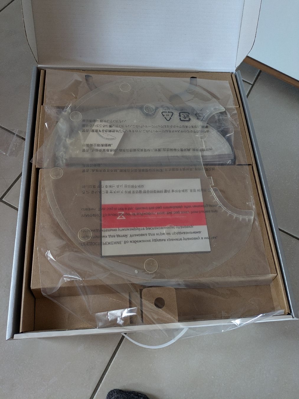 Roborock Aspirapolveri & Accessori: Roborock S6 – Usato da Wileroltigen venduto da Fam.Mani 6