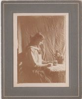 Ancienne photographie portrait fille