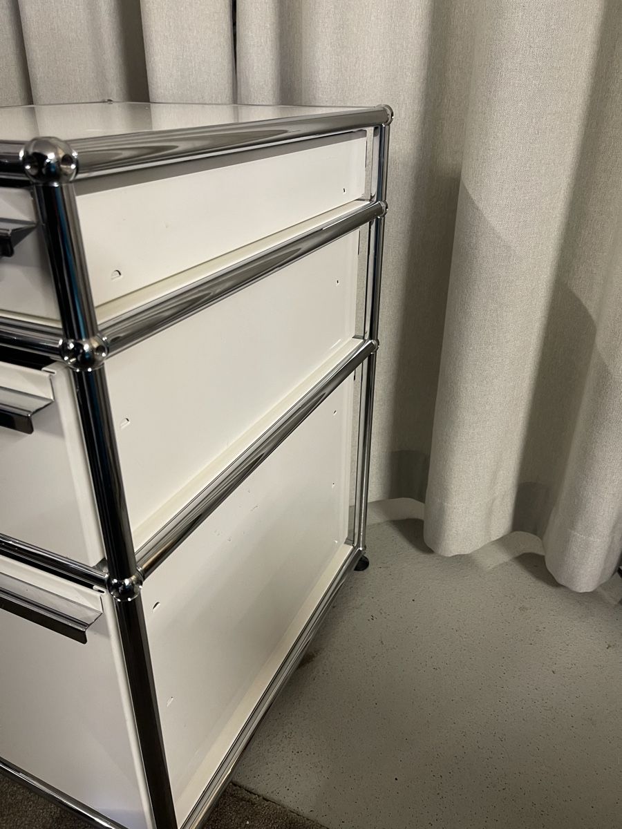 USM Eléments de bureau: USM Korpus – D'occasion à Uetikon am See par tex-52 6