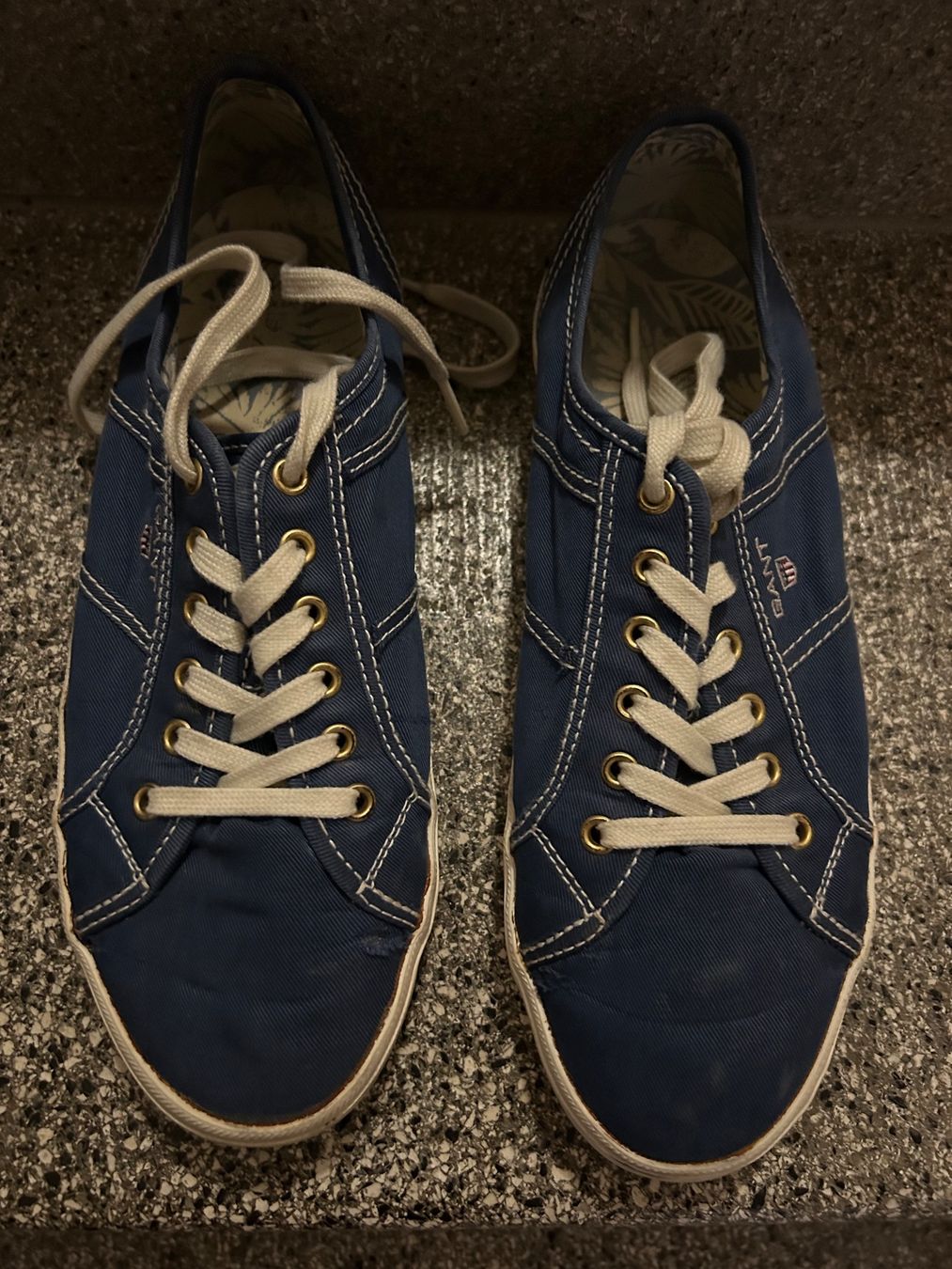 Gant Scarpe da donna: GANT Sneaker dunkelblau Grösse 41 gebraucht – Usato da Zürich venduto da 11Orchidee30