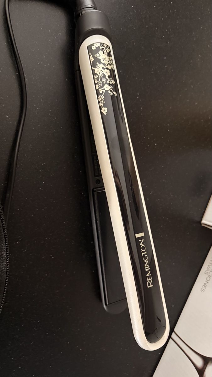Remington Lockenstäbe & Haarglätter: Glätteisen – Gebraucht aus Zürich von ann_vg76 2