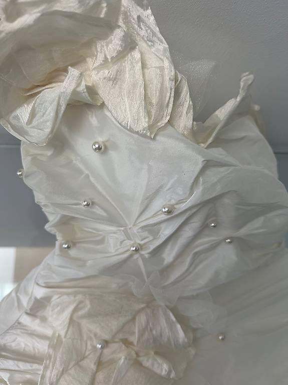 Kleider: Hochzeitskleid – Gebraucht aus Untereggen von mir_5zwb 1