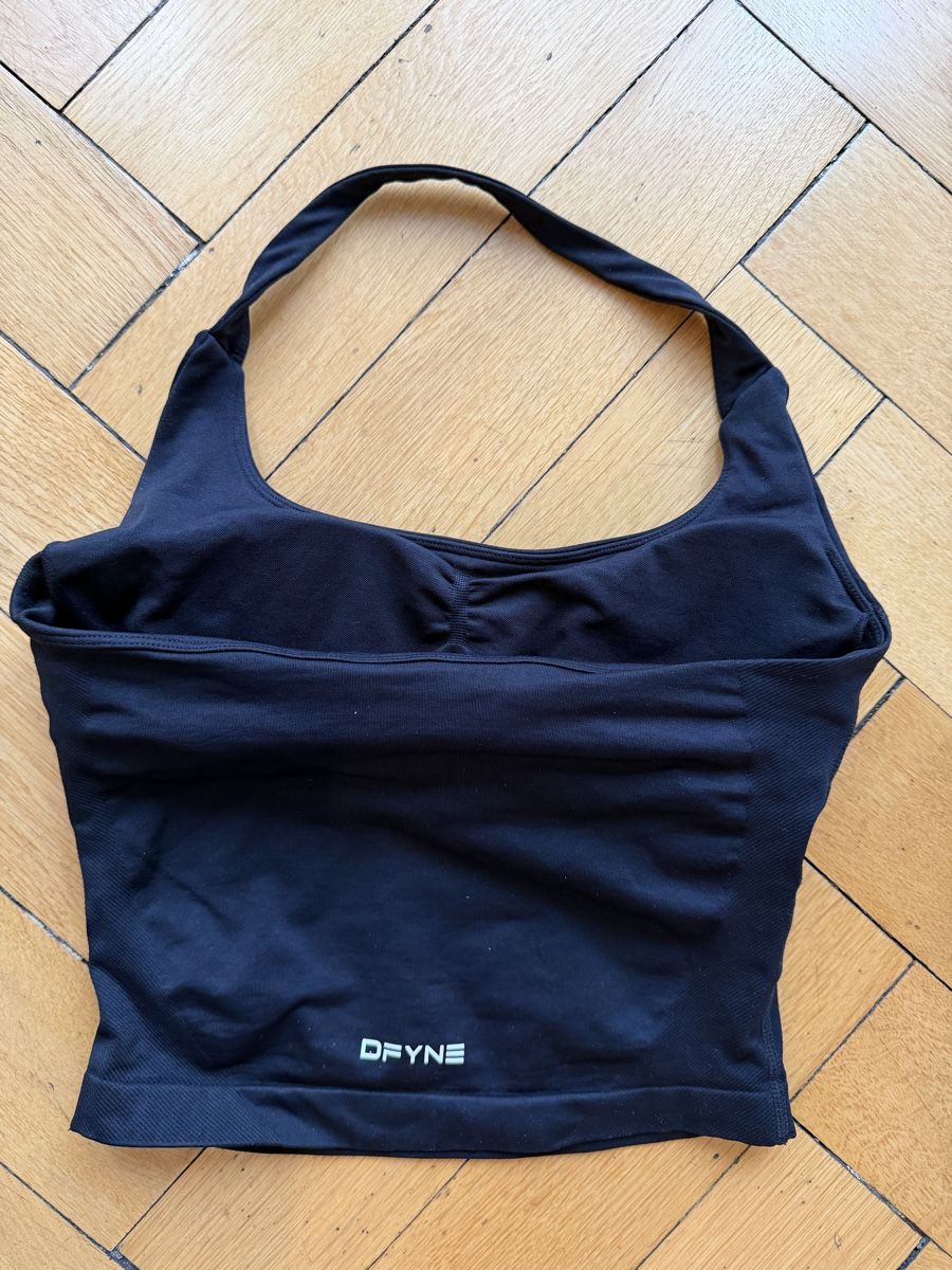 Tops: Dfyne back racer  – Gebraucht aus Fribourg von ssu_tr9g 1