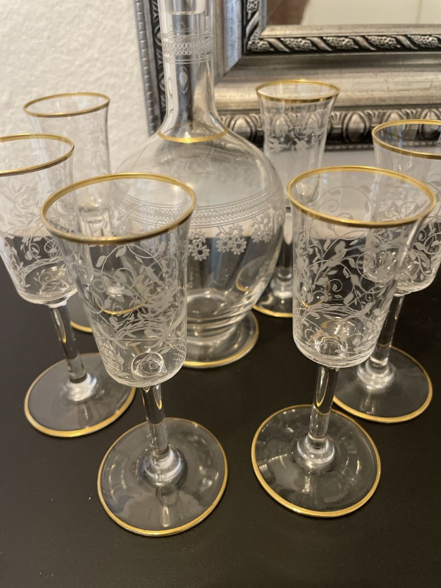 Karaffen: Kristall Karaffe mit 6 Schnaps Becher Handarbeit verziert. – Gebraucht aus Basel von Ga12345 3