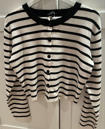 Striped Zebra Cardigan - XL - Stylish and Versatile!