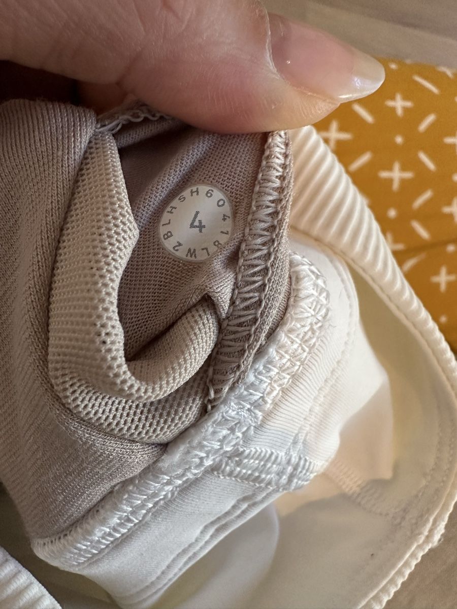 Lululemon Top: lululemon crop top size 4/eu36 – Nuovo (secondo la descrizione) da bözberg venduto da amy_7wz8 2