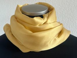 Colora Schal, 65% Tencel, 35% Seide, Goldgelb, NEU