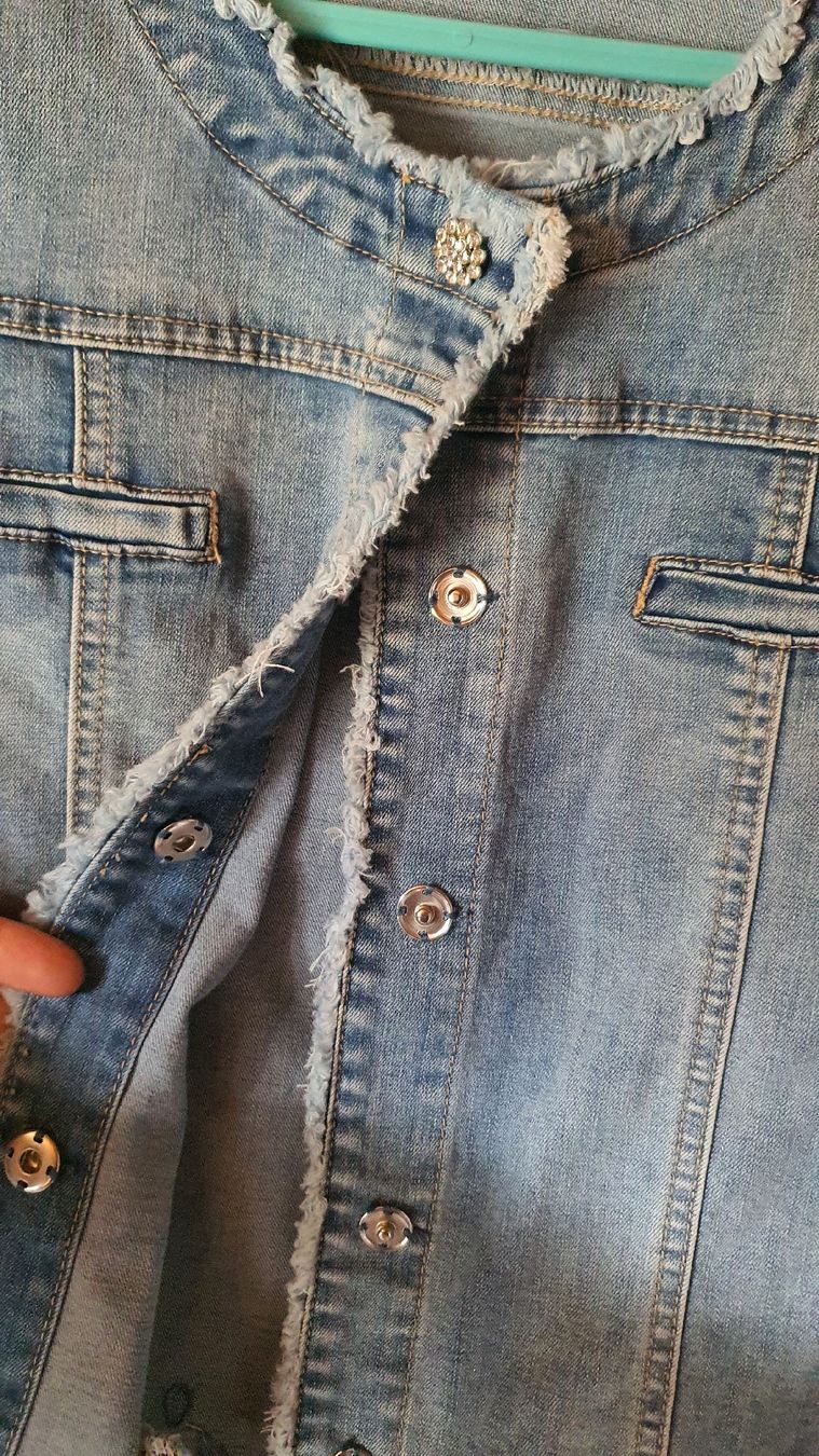 Jacken: ganz tolle Jeansjacke mit Blimblim – Gebraucht aus Flawil von minggeli83 2