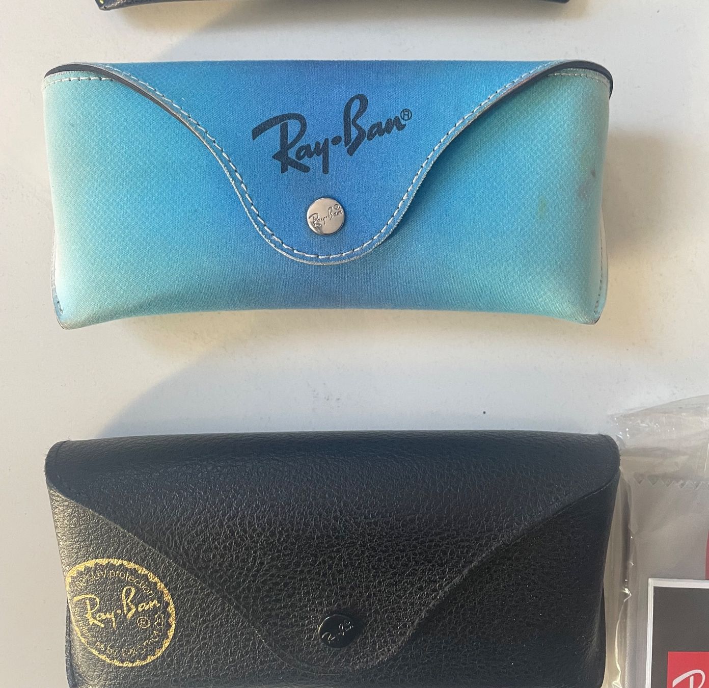Altro in  Abbigliamento & Accessori: Ray  Ban 2 Brillenetui – Usato da Minusio venduto da Pink222