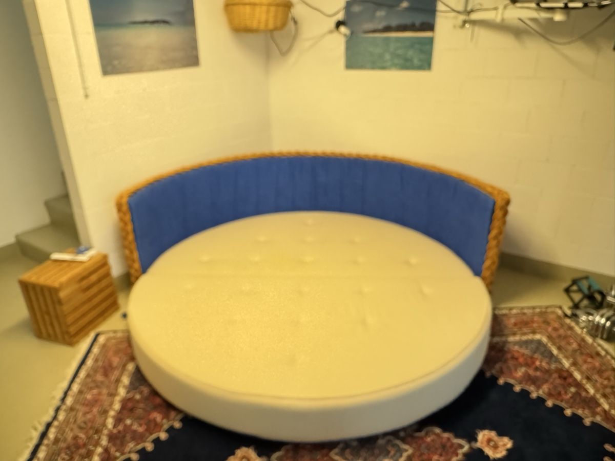 Divani: Korb- Schlafsofa, halbrund – Usato da Meyriez venduto da maxhochuli 6