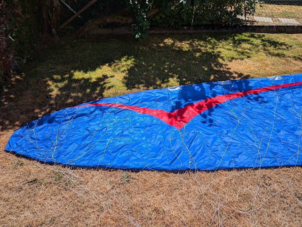 Gin Kiteboarding Kite: Mattenkite Flymaax Toon Maax 10m – Gebraucht aus Nidau von joe00 1