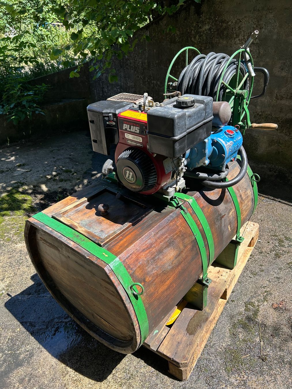 Alle Maschinen: Baumspritze (Gun) mit Motor – Gebraucht aus Turbenthal von CH-Iron