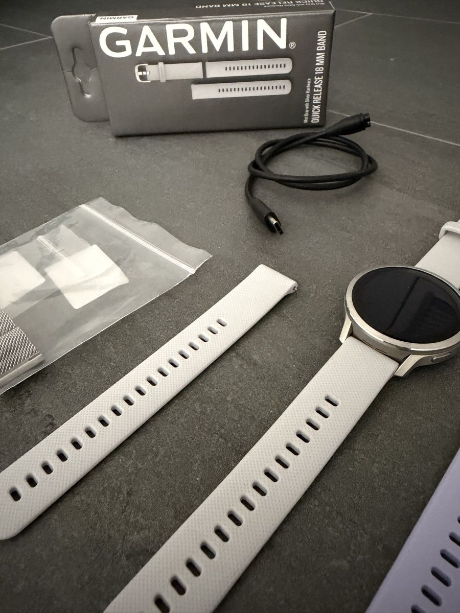 Garmin Uhren: Garmin Venu 4 (Silber, 41mm) – Gebraucht aus Langenthal von Loeffel89 1