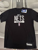 Nike Brooklyn Nets T-Shirt - Size L - NEW WITH TAGS