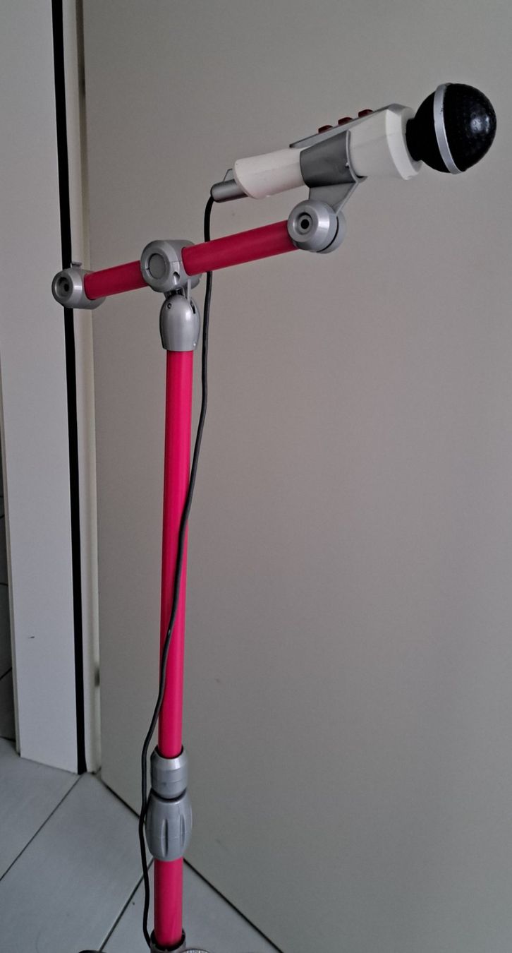 Microfoni: Microphone pour enfant Hello Kitty – Nuovo (secondo la descrizione) da Sierre venduto da sabr11 1