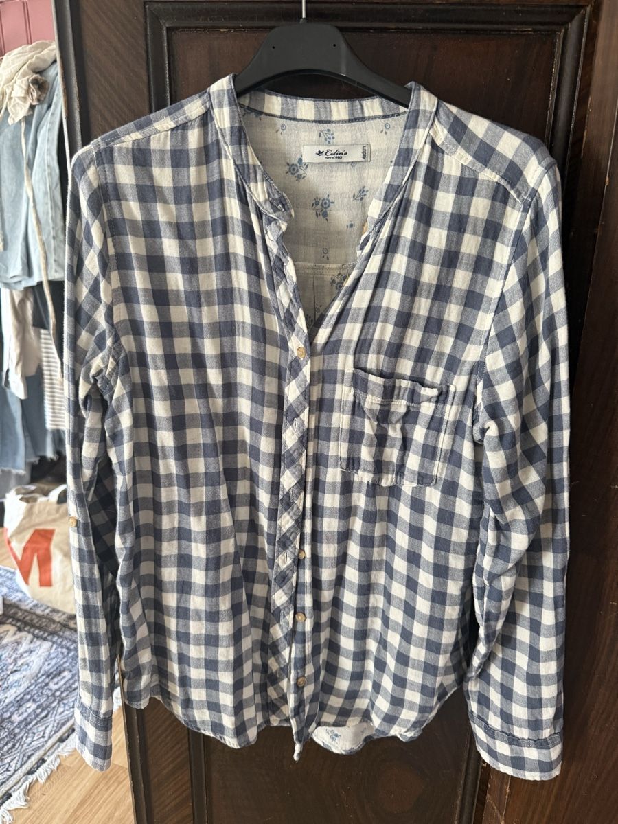 H&M Lotti di vestiti: Zwei Shirts Cotton M  – Usato da Walenstadt venduto da nad_dm9g 1