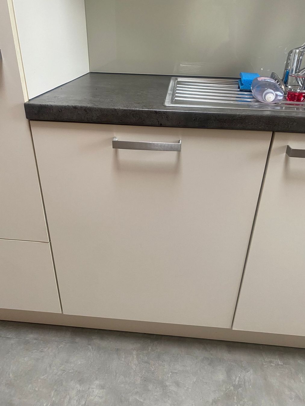 Cucine complete: Komplett Küche mit El Geräte – Usato da Cham venduto da ABhome10 5