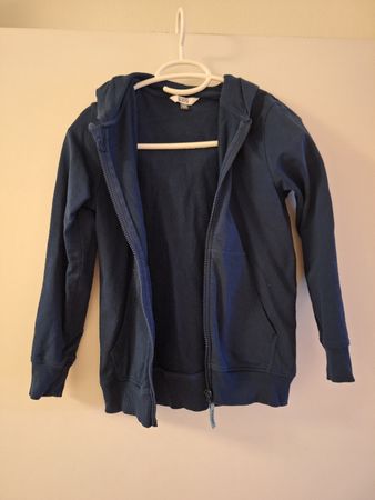 neuwertige Jacke von Kids in Gr. 134