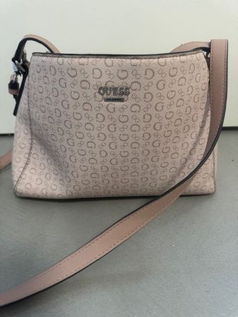 GUESS Los Angeles Tasche NEU ungetragen altrosa