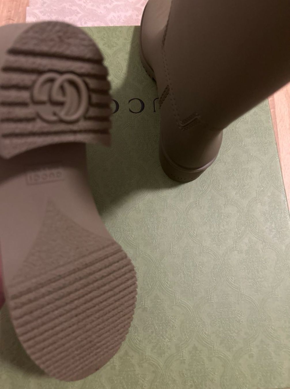Gucci Scarpe da uomo: NEW Authentic Gucci Rubber Ankle Boots - Size40 – Nuovo e nell'imballaggio originale da Zürich venduto da sel_tvq7 2