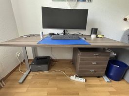 Schreibtisch mit Rollcontainer  Holzoptik