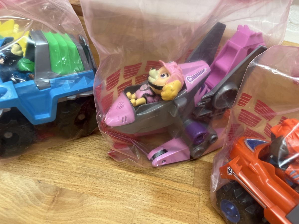 Giocattoli: Paw Patrol Set  – Usato da embrach venduto da kialle 3