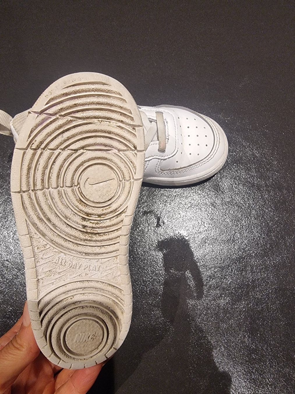 Nike Scarpe per ragazze: Nike Sneaker, 26 – Usato da Buttikon SZ venduto da Limo180 2