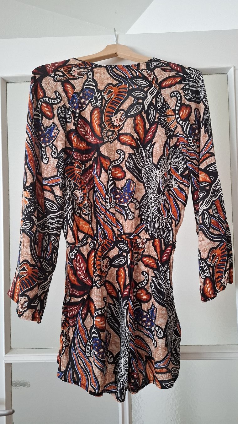 H&M Jumpsuits: Combishort à manches longues H&M – Neuf (Voir description) à Vevey par latessinoise 2