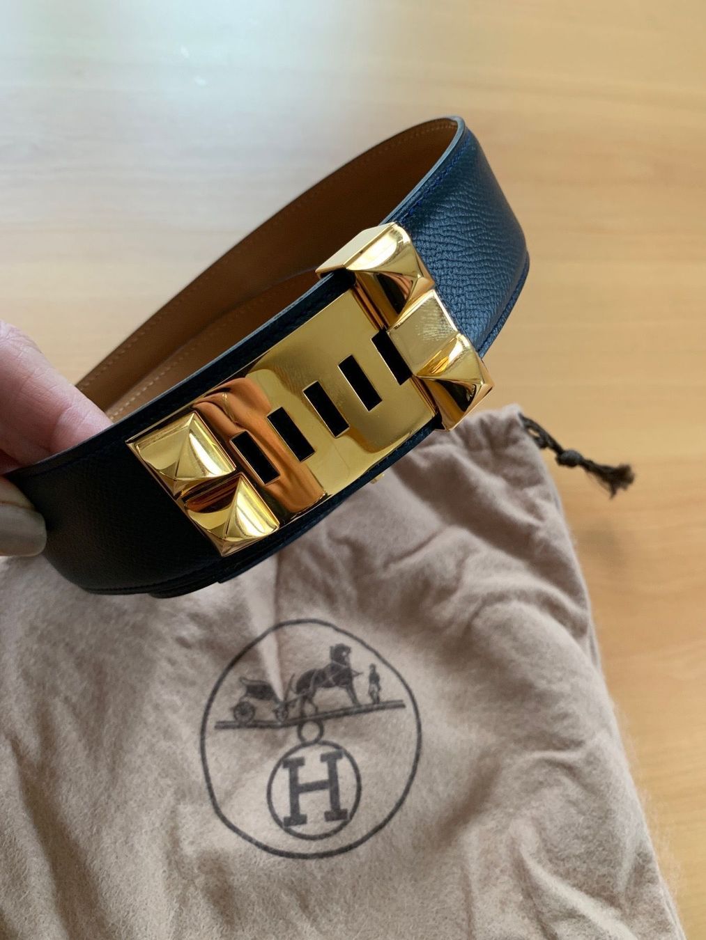 Hermès Cinture: HERMÈS Gürtel Collier de Chien 76cm VINTAGE – Usato da Bützberg venduto da Alexaborn 5