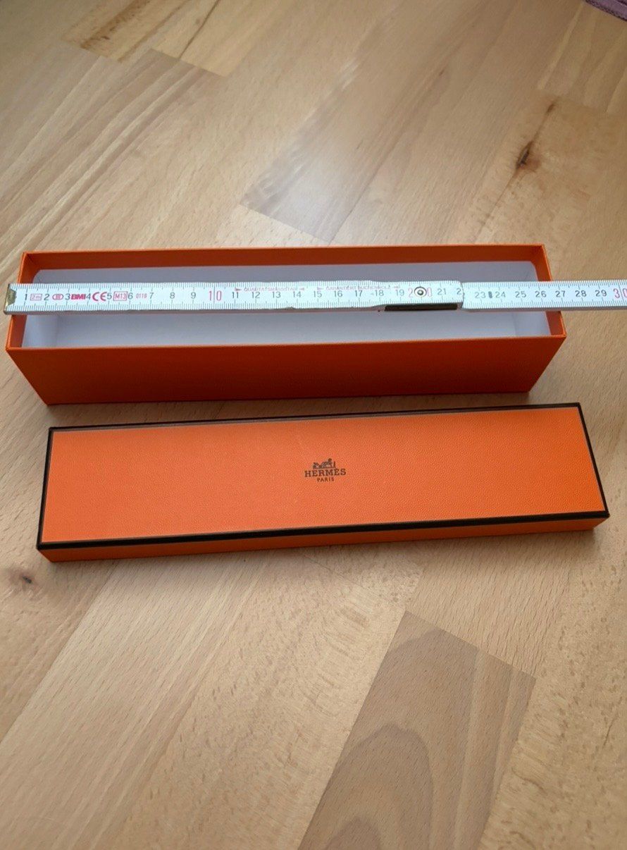 Hermès Borse: ZWEI HERMES Schachteln und 4 Papiertaschen – Nuovo (secondo la descrizione) da Etoy venduto da Diadefin 2