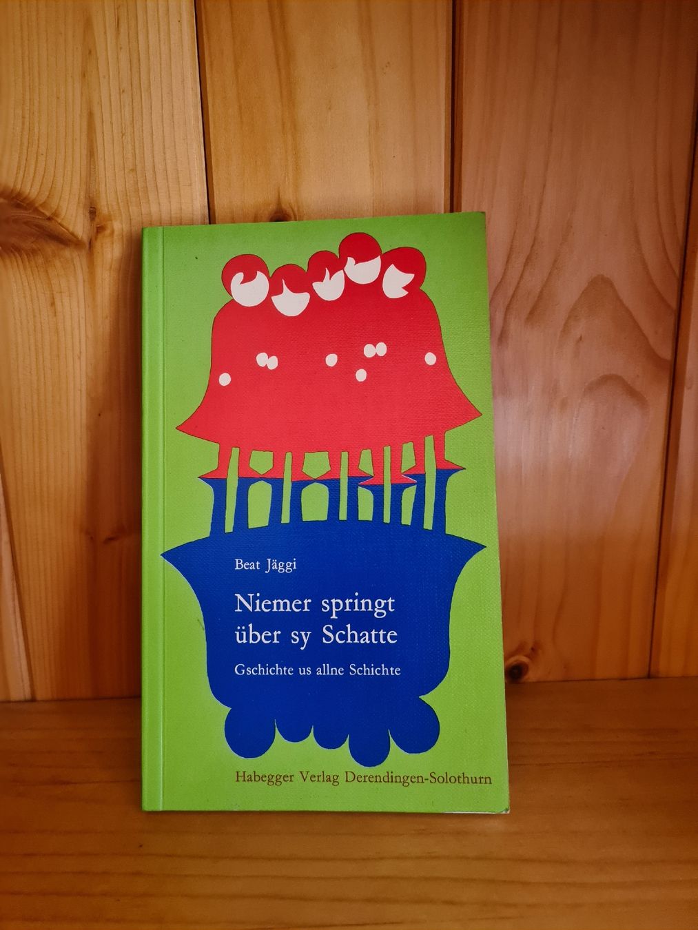 Libri: Niemer springt über sy Schatte – Usato da frutigen venduto da Plethora14