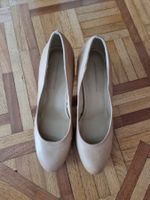 Escarpins beiges talons 39