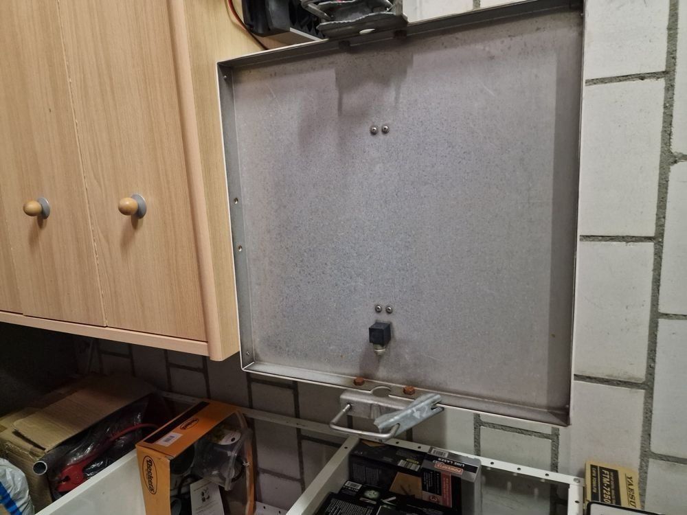 Radiocomunicazione: Funkgerät Panel Antenne UHF Wimo – Usato da Zürich venduto da HB9EZE 1