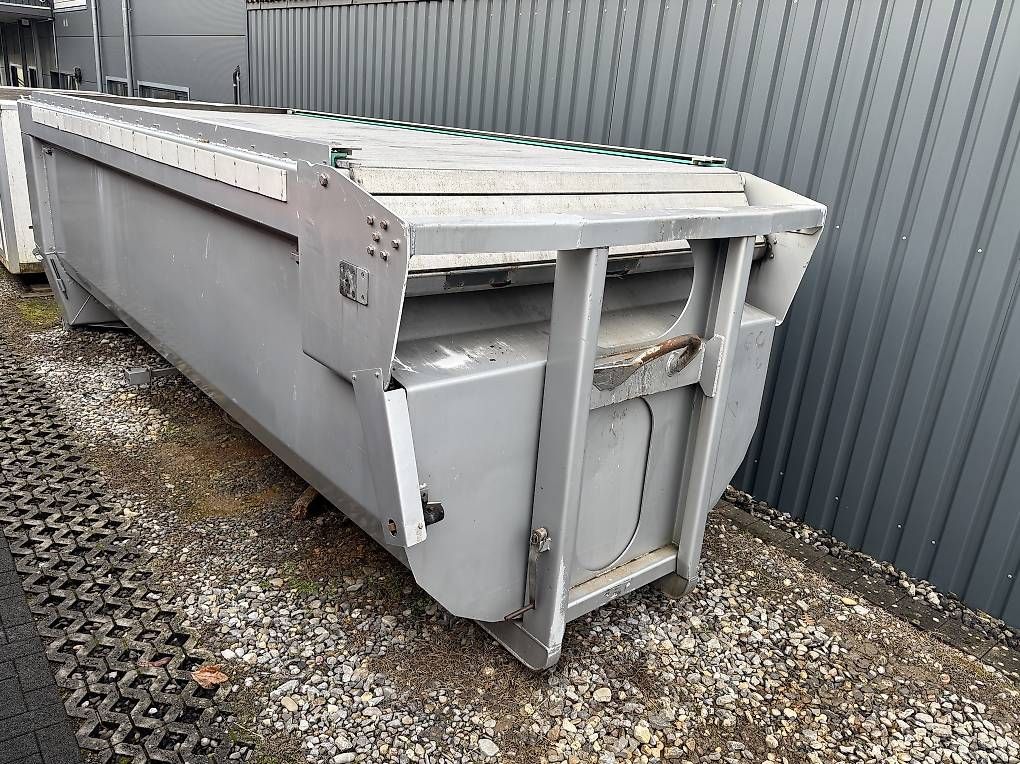 Baucontainer: Abrollmulde  – Gebraucht aus Kappelen von istu82