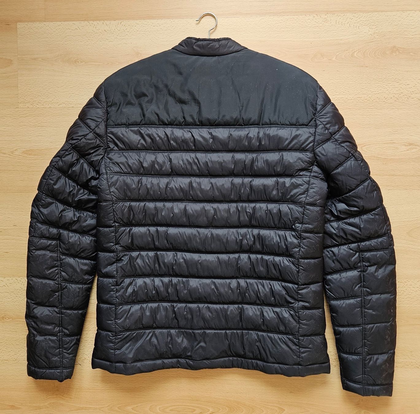 Superdry Jacken: Steppjacke Superdry schwarz – Gebraucht aus Luzern von DaSi9354 1