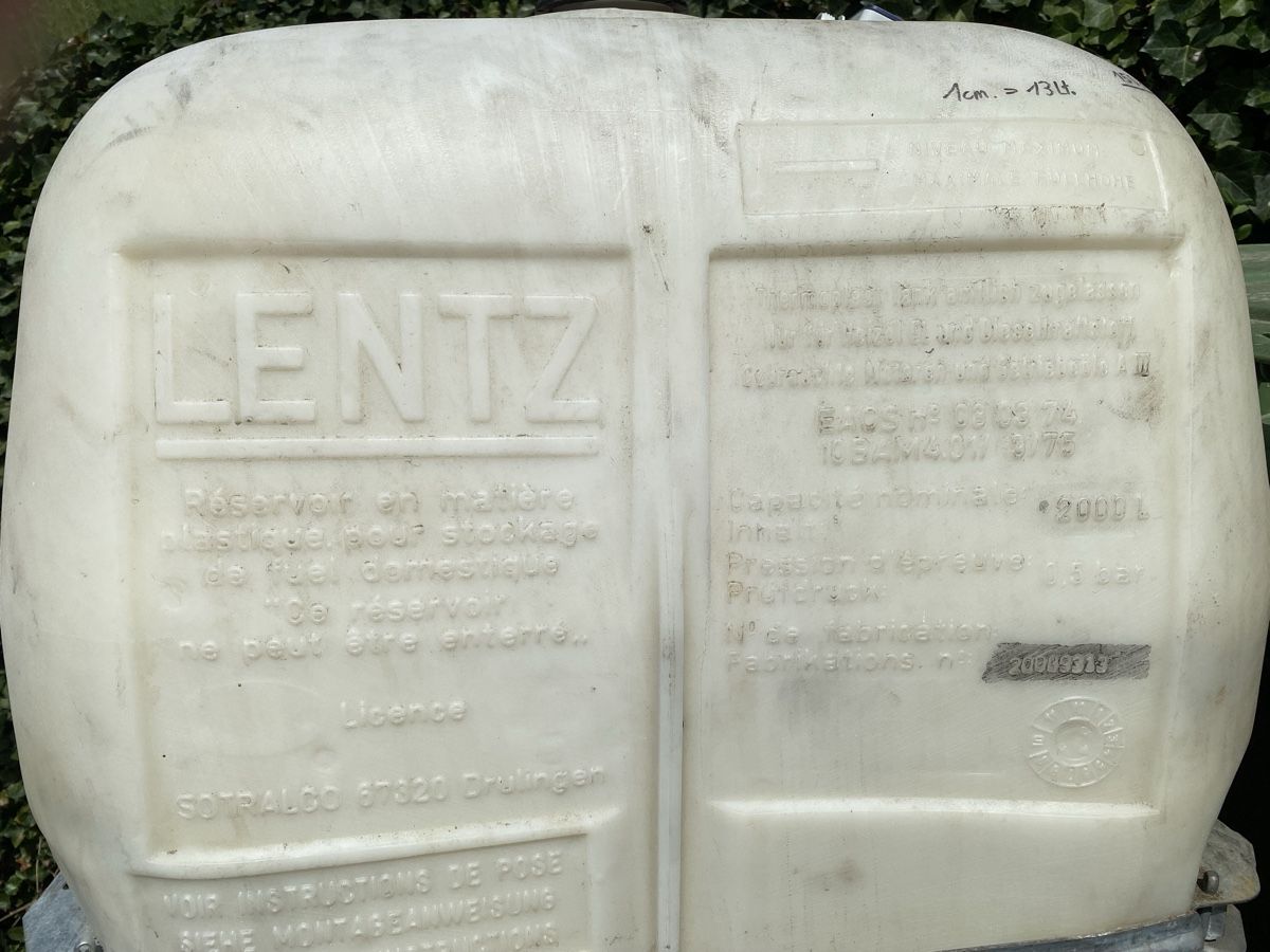 Riscaldamento: Kunststoff-Tank, 2000 Liter – Usato da Wolhusen venduto da hoemuu 1