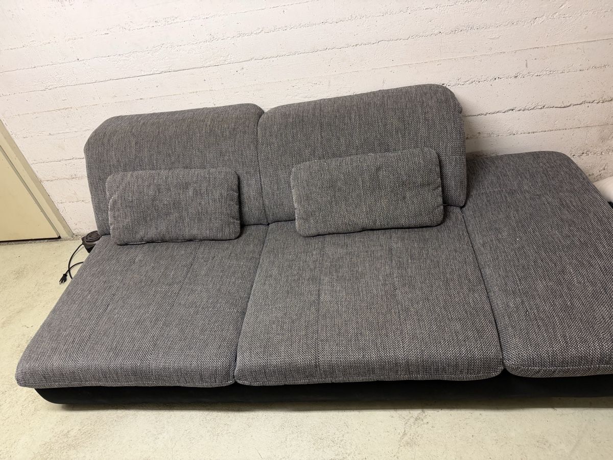 Divani: Ecksofa grau mit Schlaffunktion gebrauchter Zustand – Usato da glattbrugg venduto da cla_vq66 3