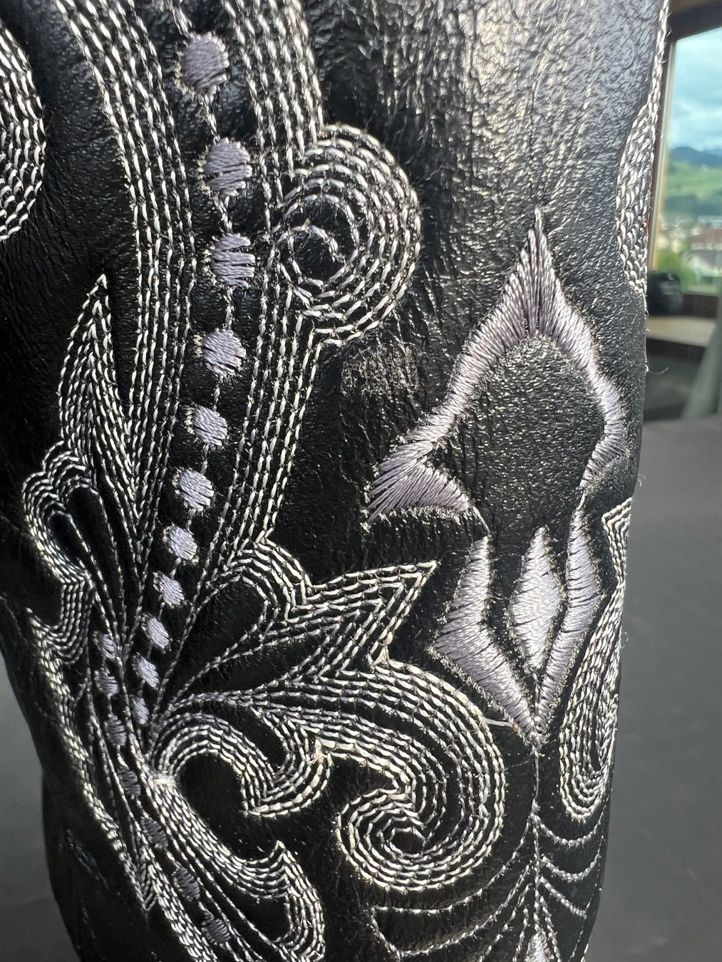 Chaussures hommes: Exotische Cowboy-Stiefel Gr. 42-Echtes Rochen- & Python-Lede – D'occasion à Wangen SZ par mha_j9rz 4