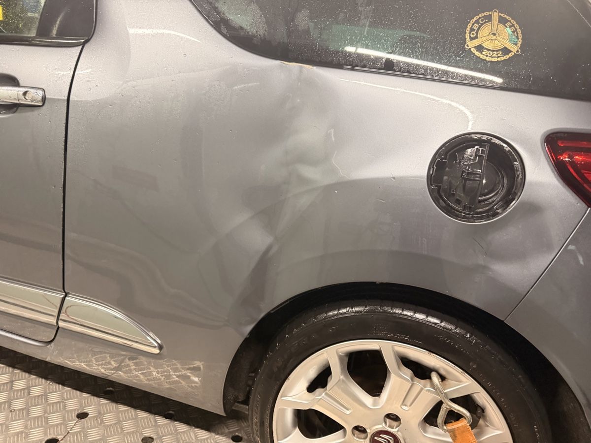 Citroën Automobili: Citroen DS3 1.6 HDI – Usato da Roggwil BE venduto da mun_hmx7 5