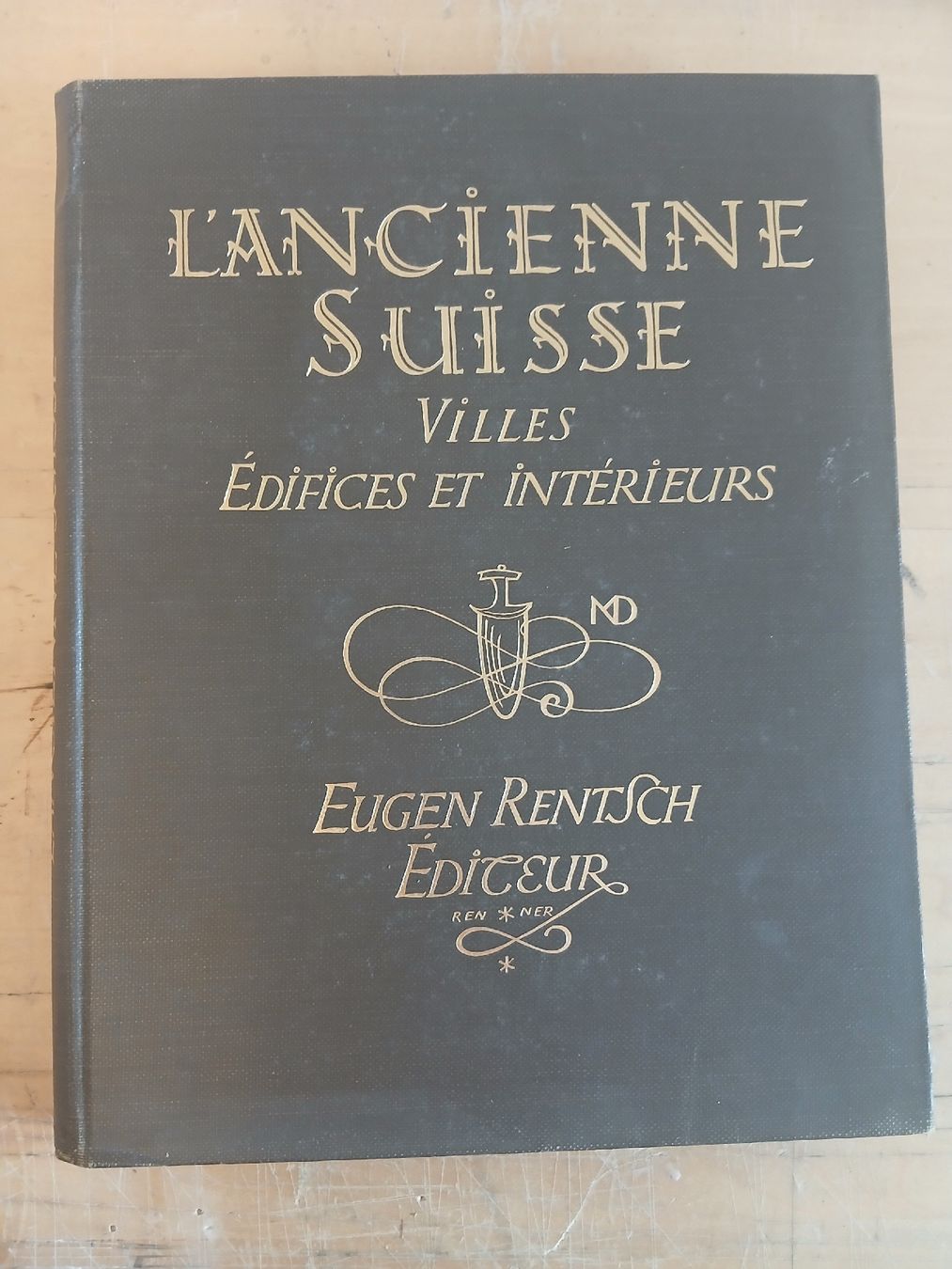 Libri: L'ancienne Suisse : Villes, Édifices et Intérieurs, Rare!  – Usato da Belfaux venduto da frifri500