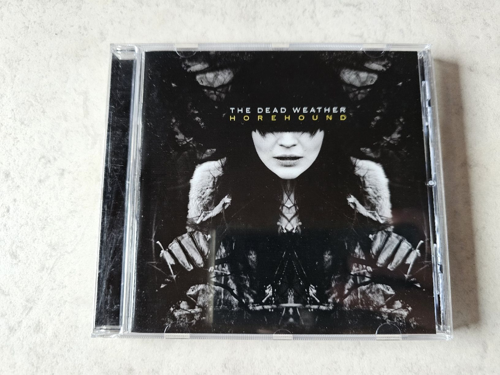 CD: The Dead Weather  -  Horehound – Usato da Schneisingen venduto da backstore24