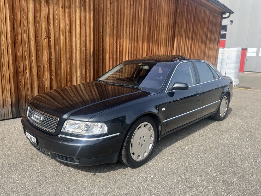 Audi S8 D2