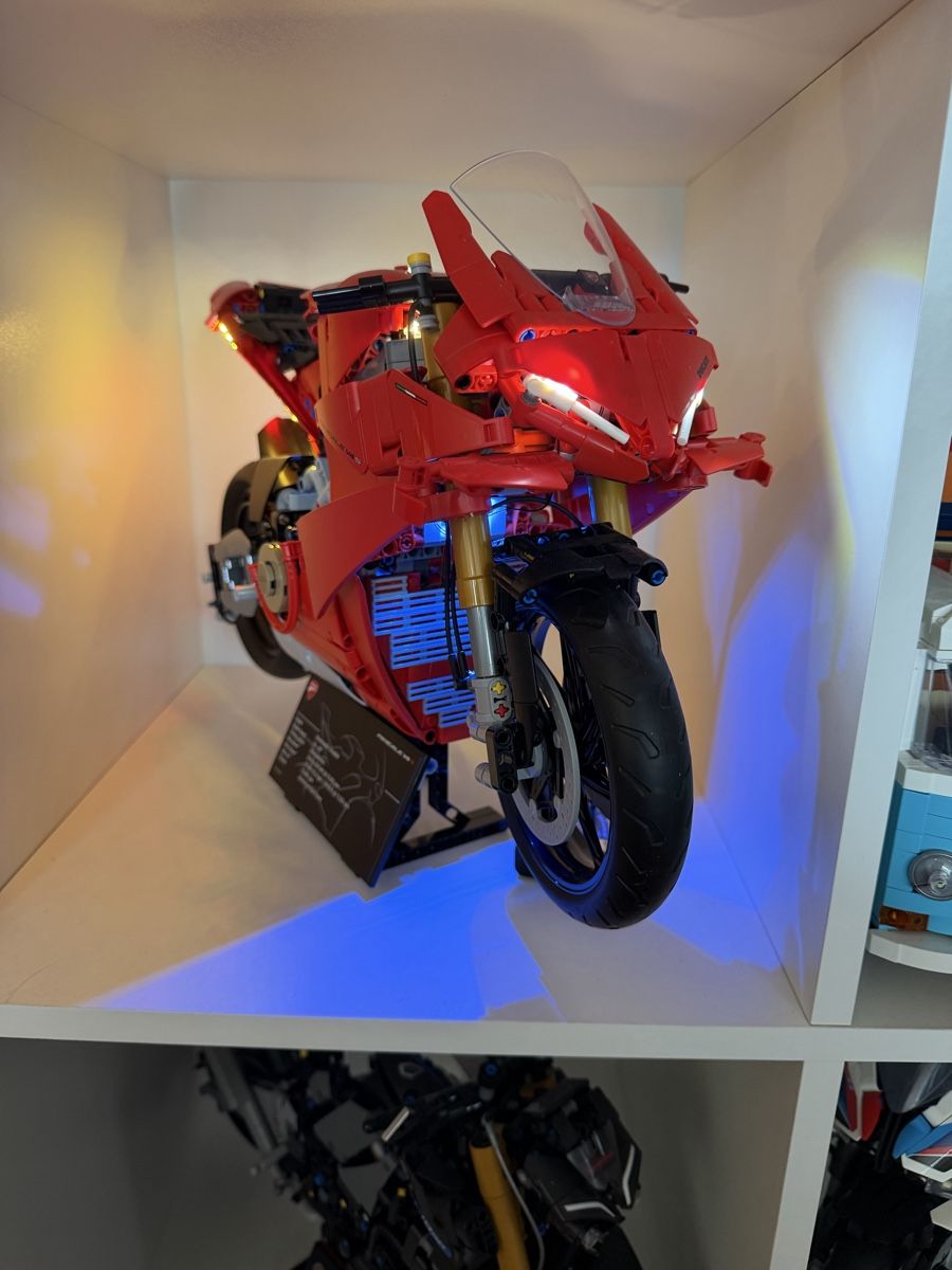 Lego Kit di costruzioni: LEGO DUCATI CON LUCI LED – Nuovo (secondo la descrizione) da Gordola venduto da Topino02 1
