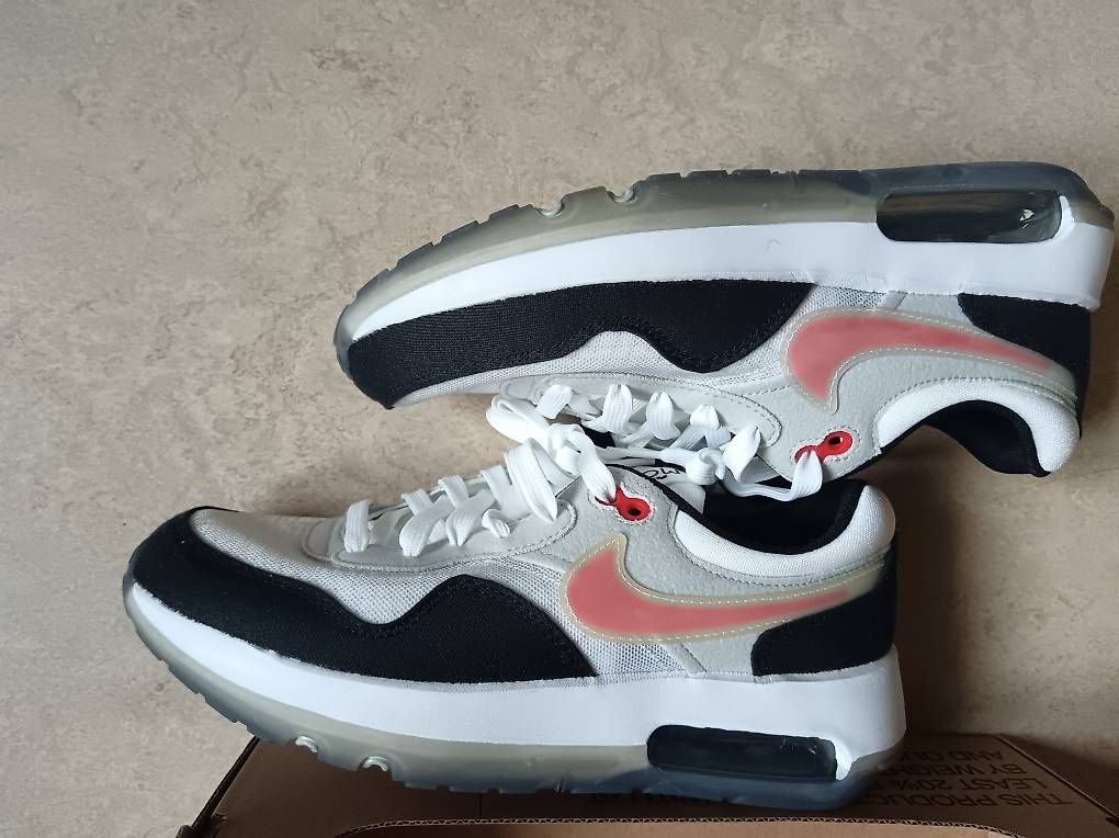 Scarpe da uomo: Nike Air Max Motif – Usato da Glattbrugg venduto da cam_wsk9 1
