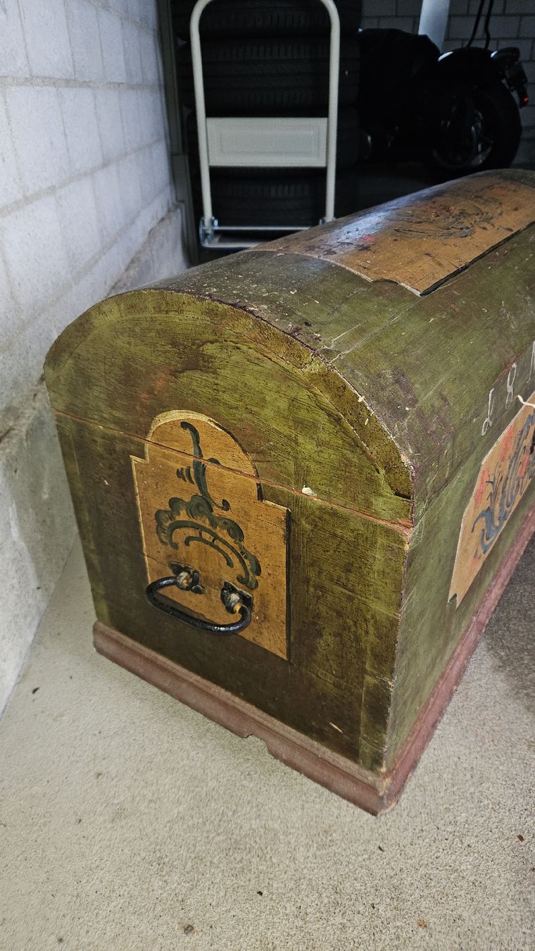 Cassapanche: Bemalte Bauerntruhe von 1803 – Usato da Neuenkirch venduto da Trouvaillix 2