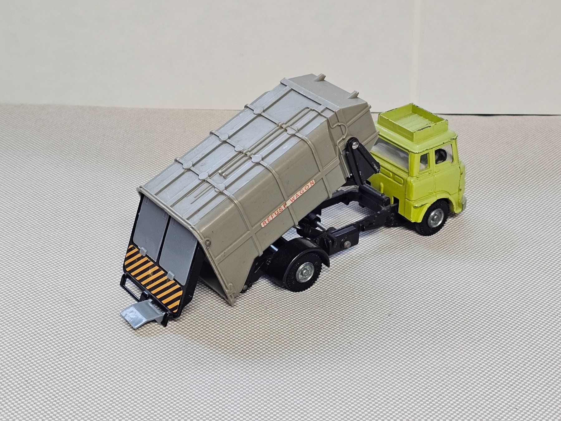 Dinky Toys Modellautos: Refuse Wagon Müllkipper – Gebraucht aus Starrkirch-Wil von easygo13 1